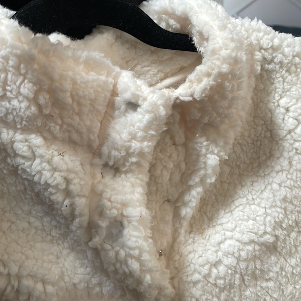 Furry Jacket - Picture 4 of 4